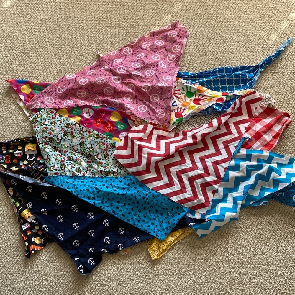 Triangle Dog Bandanas Cloth Scarves for Dogs 25 Count Variety Patterns Bundle